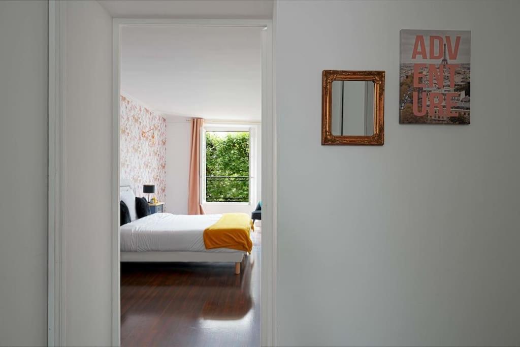 Sublime Appartement -Versailles Exteriör bild